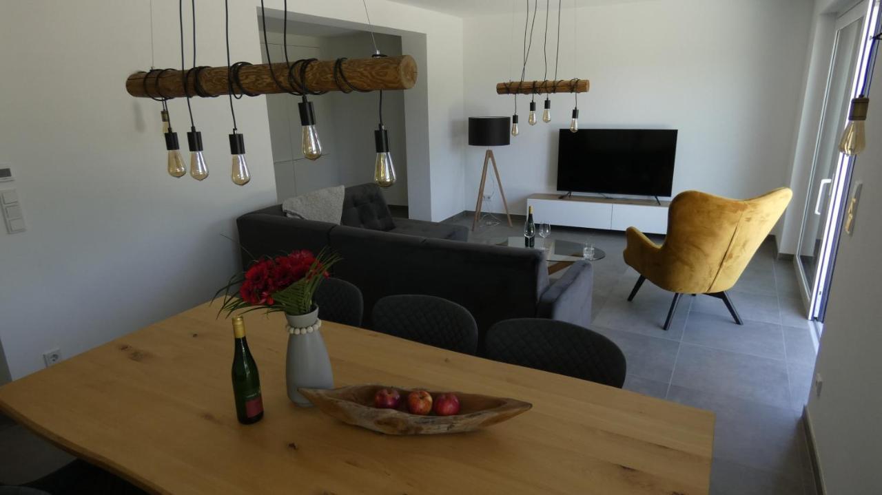 Moselufer Apartments Ürzig Extérieur photo