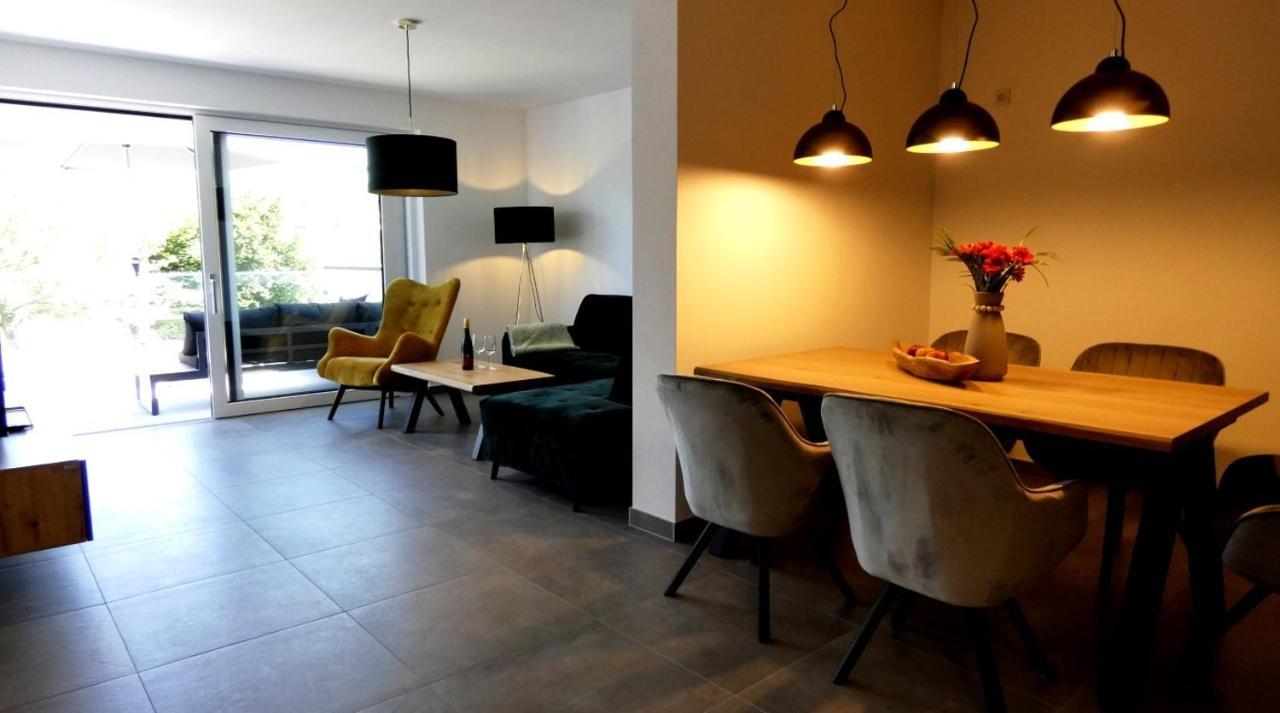 Moselufer Apartments Ürzig Extérieur photo